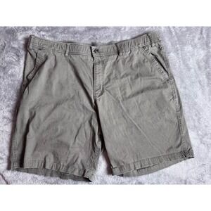 Swiss Tech Mens Cargo Shorts Olive Green Size 44 Stretch Casual Durable Work
